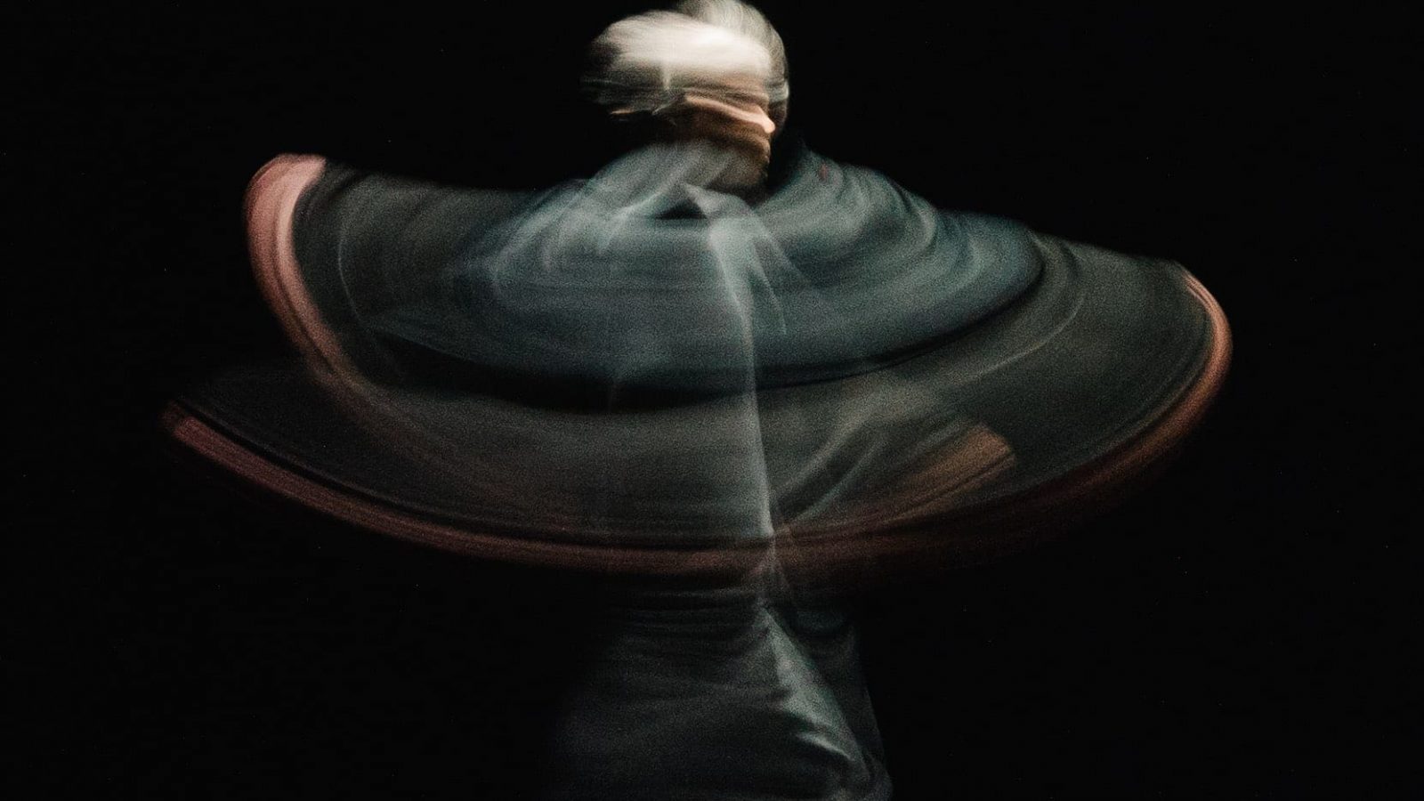 Photo by Laurent Philippe