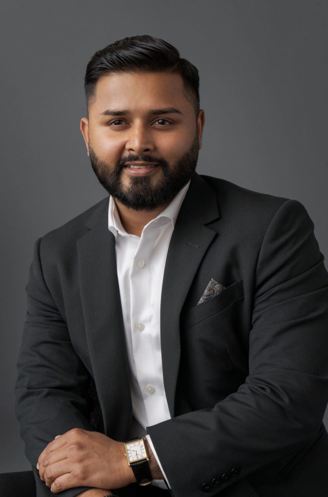 Mathues Dey Headshot