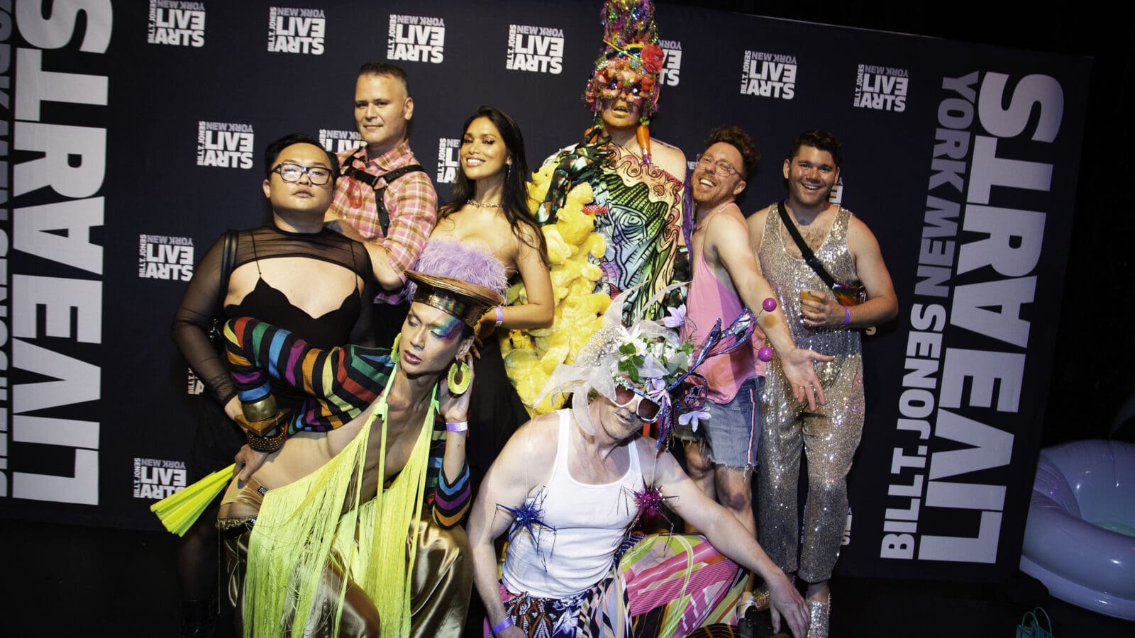 Photo by Santiago Felipe