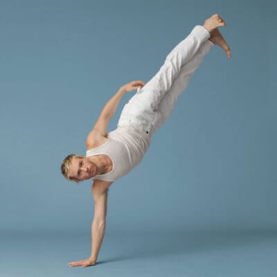 Shane Larson action shot by Stephanie Crousillat